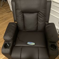 Recliner Chair With The Heated Massage 