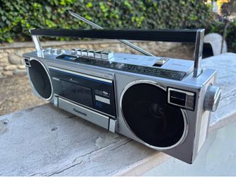 Panasonic mini boombox stereo cassette radio