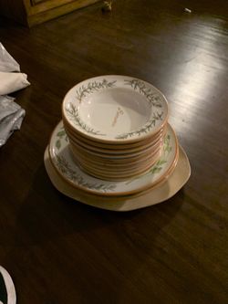 Bundle of pasta bowls for sale