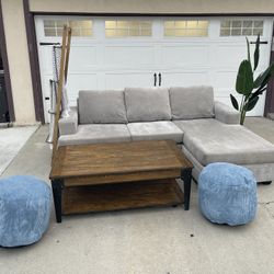 Living Room Furniture & Accessories