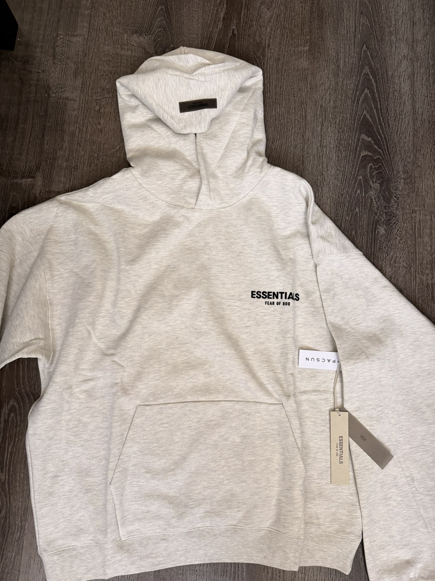 ESSENTIALS - M, L AVAILABLE