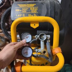 Dewalt 15 Gallon Compressor
