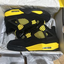 Jordan 4 