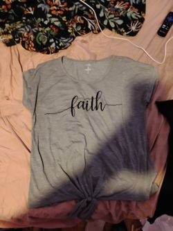 Just Be Green/Grey Short Sleeve Faith Shirt