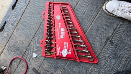 Milwaukee MAX BITE SAE Combination Wrench Set (15-Piece)
