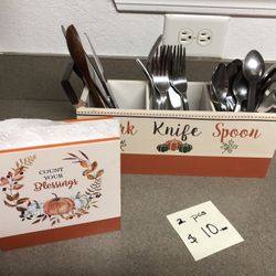 Napkin And Silverware Organizer