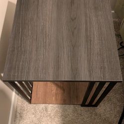 End table