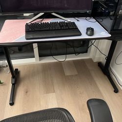 Gaming Desk / Gaming Table