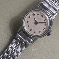 🔲. TIMEX USA WOMENS WATCH