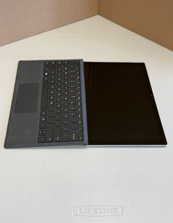 Microsoft Surface Pro 4 256GB with keyboard