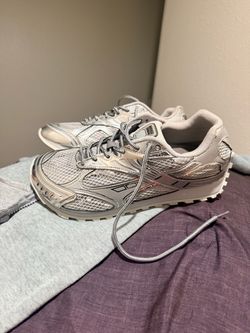 Bottega Veneta Orbit Sneakers