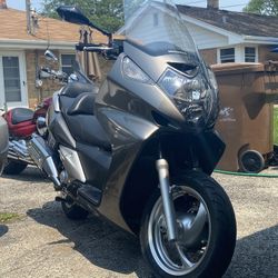 2009 silver wing 600 cc Honda Silver wing
