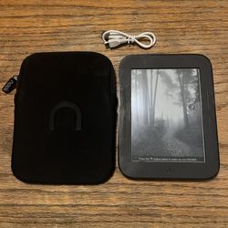 Nook Simple Touch E-Ink 6” Screen BNRV300 Rubber Tablet, 87 Books Loaded, Zip Case & Charger