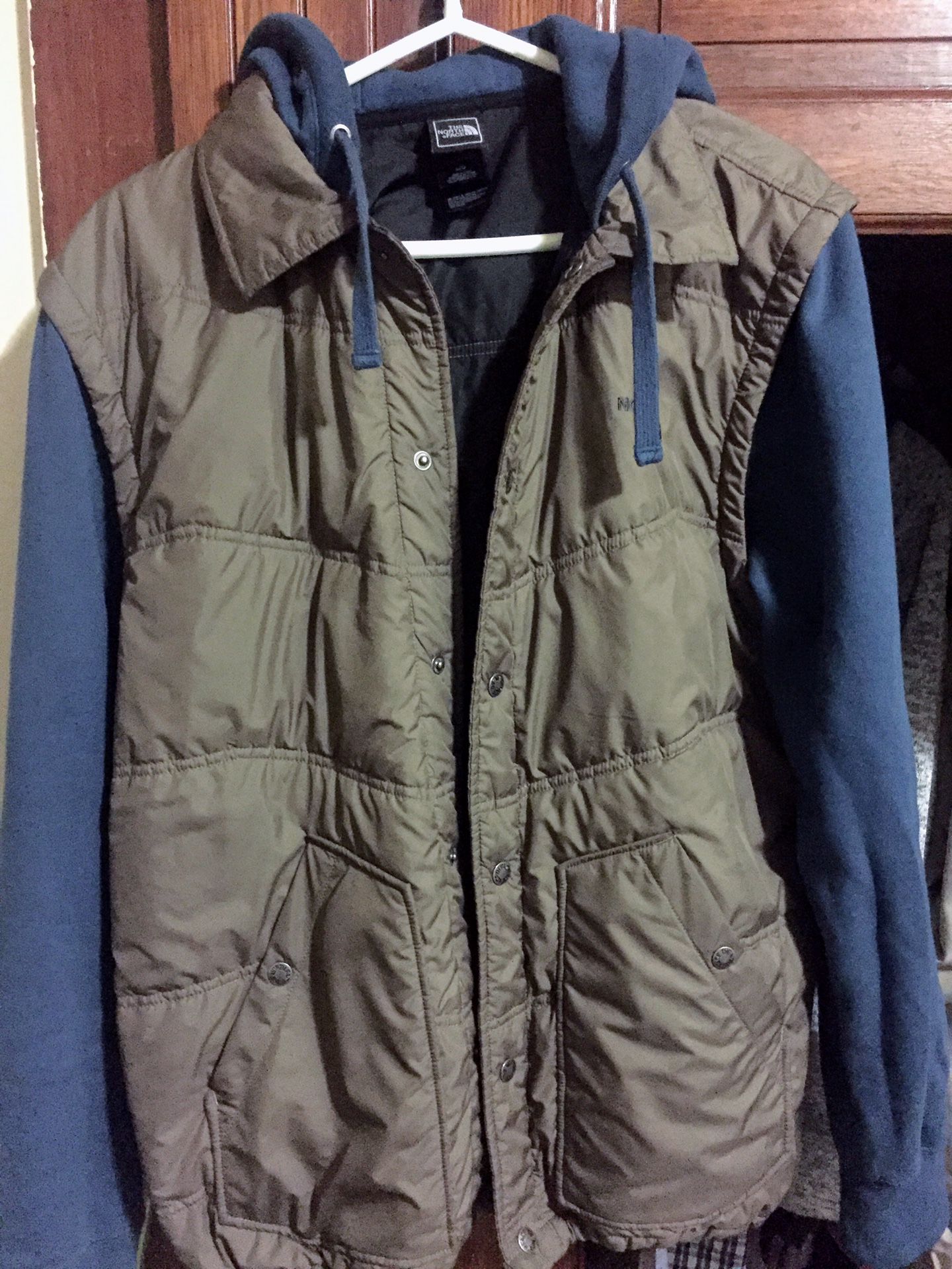 Large The North Face Vest/Hoodie (LIKE NEW) Today Only $50