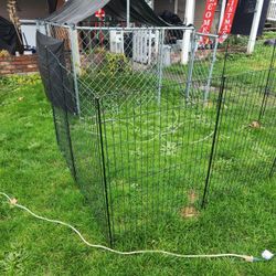 DIGI-MOVING SALE - Outdoor Kennel + Play Pen + Yard Stake/Cable