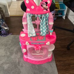 Minnie Play Kitchen 