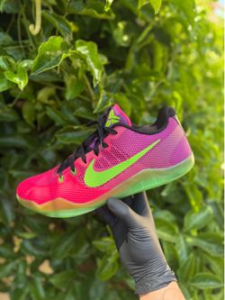 Size 10.5 - Nike Kobe 11 EM Mambacurial 836183-635 Mercurial Soccer Vapor