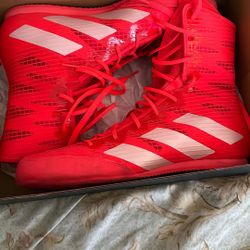 Adidas Boxing Hog 4