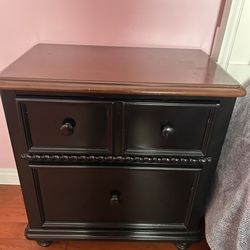 Two drawer storage