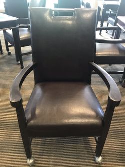 BEAUTIFUL WOODEN DARK BROWN LEATHER CHAIRS