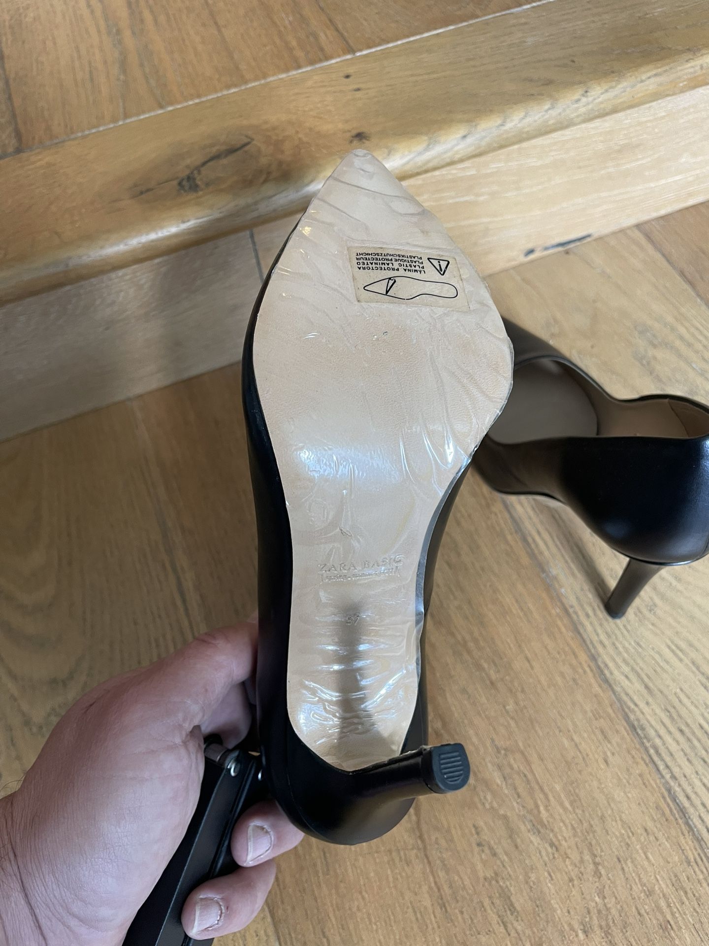 Zara Basic Spring Summer Heels 2013 Size New Pick Up $50