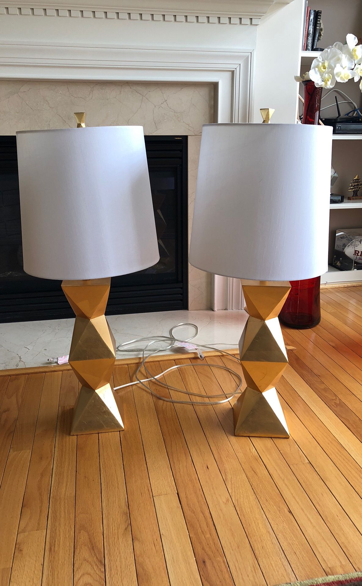 2 Table lamps new collection almost brand new