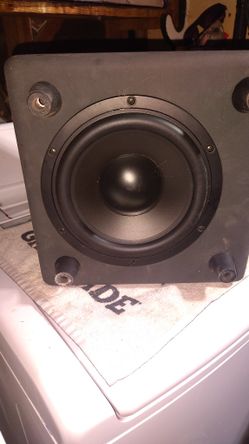 Focal Powered Subwoofer
