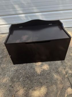 NEW, Badger basket Child's Wooden 25 Gallon Bench Top Toy Box, Espresso