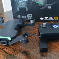 Bugs 7 Foldable GPS drone