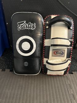 Muay Thai Strike pads