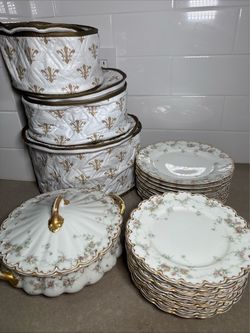 Antique Floral Gold Trim Porcelain Dinnerware Set