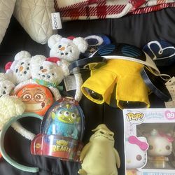 Toys collectibles disney merch