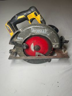 Dewalt Flexvolt saw