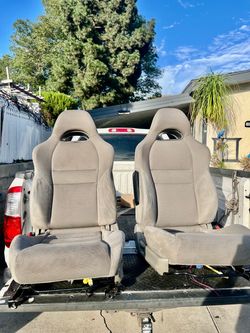 06’ Acrua RSX FRONT Bucket Seats (see description)