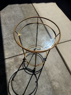 Small glass/metal rolling table