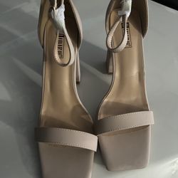 Nude Heels *BRAND NEW*