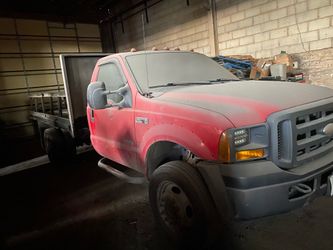 Ford F550 pickup