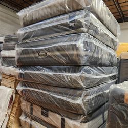 Truck Load Of Beautyrest Serta Sealy Queen Mattress From $399