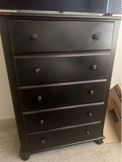 Bedroom set