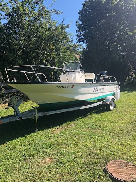 2008 boston whaler 170 montauk fishing boat