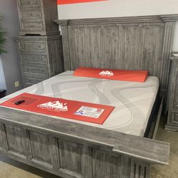 King Size Grey Coliseo Bedroom Group!