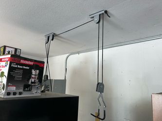 Ceiling hoist. Bike hoist.