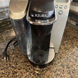 Keurig K70 Platinum Single Serve Coffee Maker / Coffeemaker Brewing System