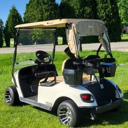2017 E-Z-GO Electric Golf Cart