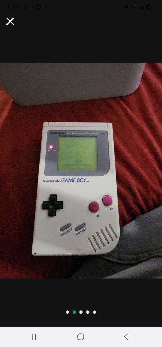 Original GAMEBOY WORKS GREAT comes With  Tetris