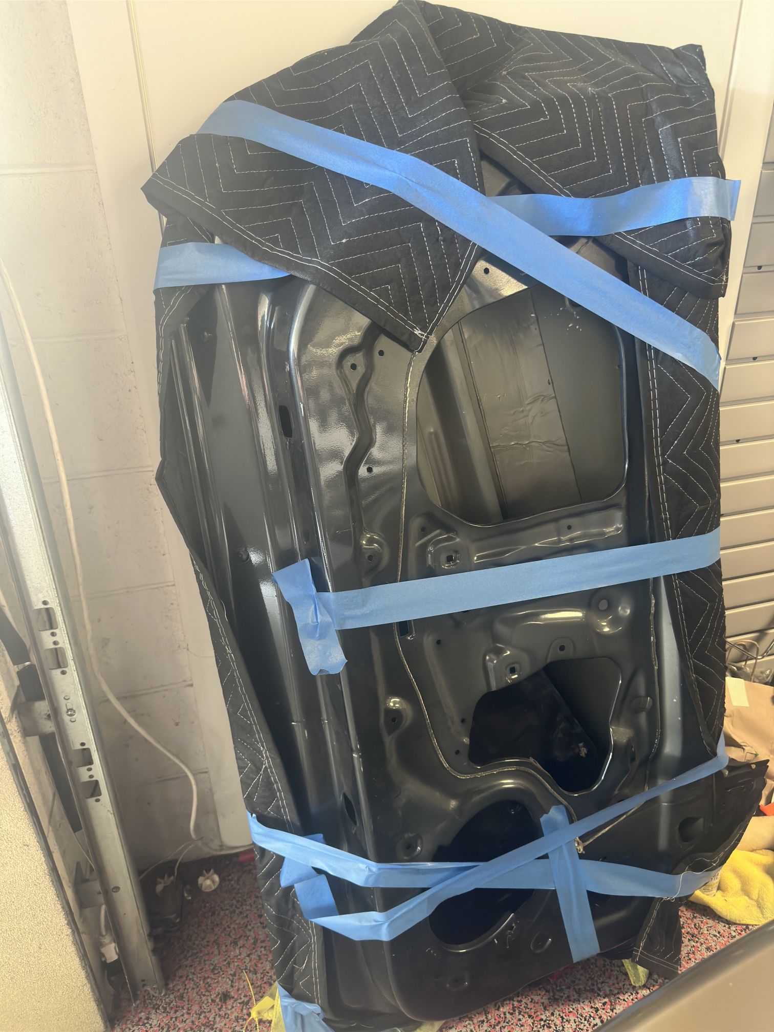 6th Gen Camaro SS OEM Doors Front Fenders And Trunk! Best Offer Takes Them!
