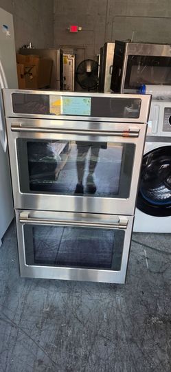 CAFE SMART 30 IN DOUBLE OVEN BUILT IN WITH AIR FRY AND CONVECTION OVEN