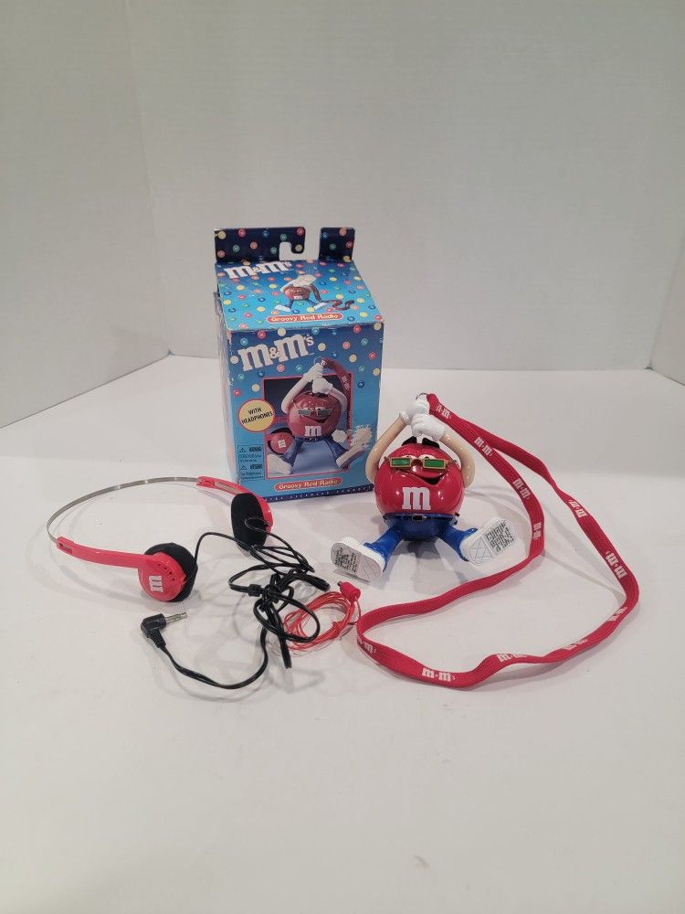 M & M M&M Transistor AM/FM Lanyard Radio RED Mar’s Candy NIB Headphones Set