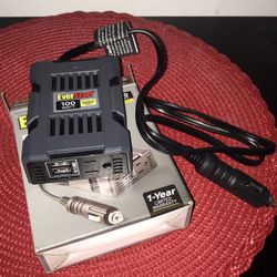 EverStart 100W Vehicle Power Inverter DC/AC (70000MC)