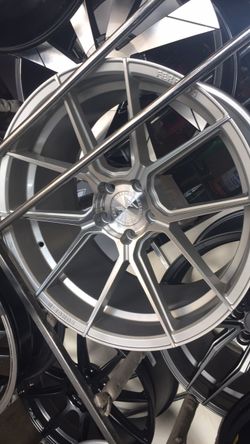 20's WHEELS AND TIRES